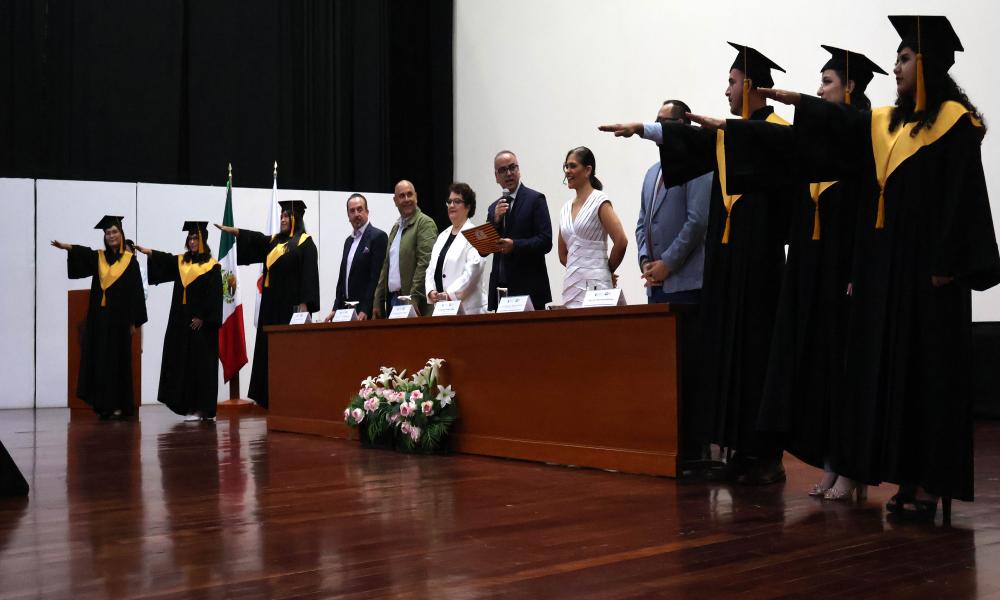 Doble Graduación en CUCosta de egresados de las Licenciaturas en Turismo y Lic. Ciencias y Artes Culinarias