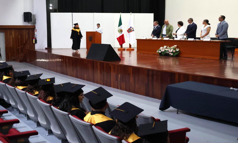 Doble Graduación en CUCosta de egresados de las Licenciaturas en Turismo y Lic. Ciencias y Artes Culinarias