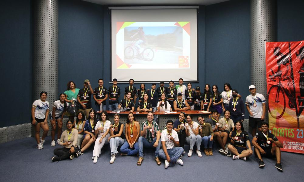 Entregan premios especiales a ganadores del “1er. Duatlón Sprint Contrarreloj CUCosta 2023”