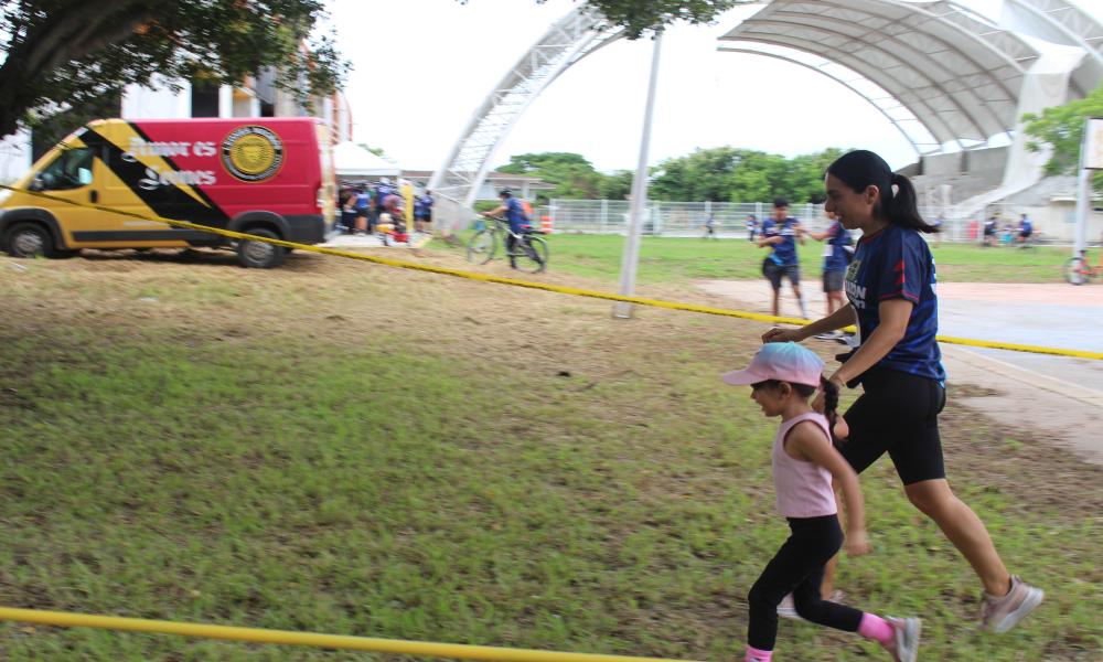Fiesta y convivencia deportiva con el Segundo Duatlón Sprint Contrareloj CUCosta 2024.