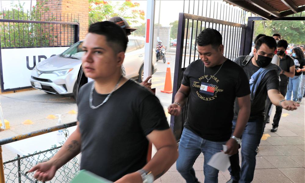 Presentaron 482 egresados de CUCosta el examen de EGEL-PLUS