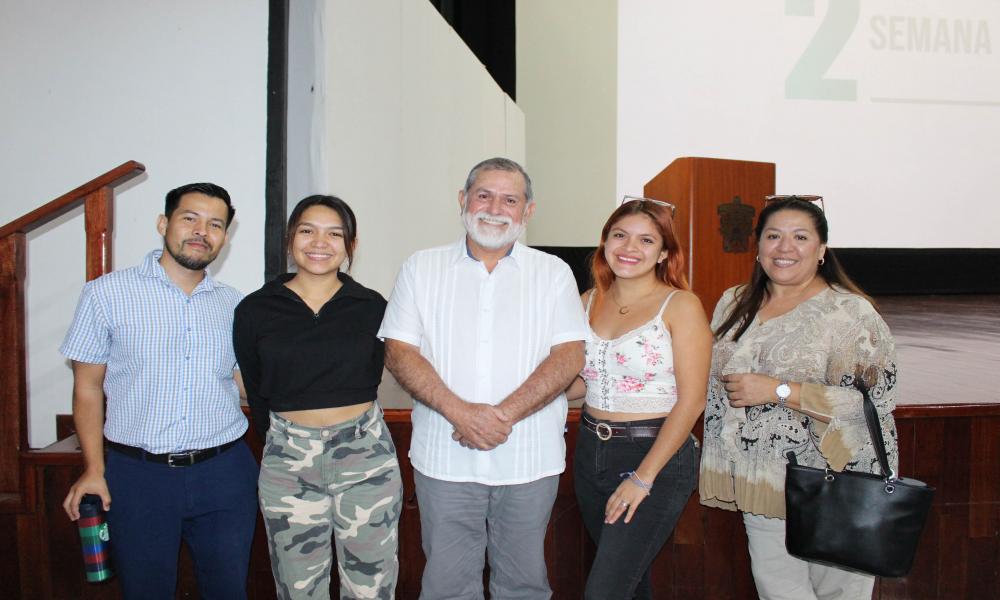 Inician conferencias y actividades en la 2da Semana del Emprendedor en CUCosta