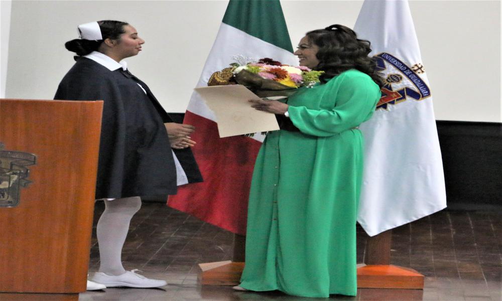 Egresa la XXV Generación de Enfermería, Mtra. Elizabeth Haro Ruiz