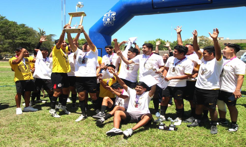 Viven una gran fiesta en la Gran Final de la Liga de Leones Negros 2024 CUCosta
