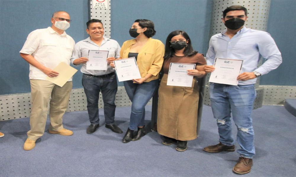 Estudiantes de Maestría ganan con el Proyecto de Negocio Car App en CUCosta