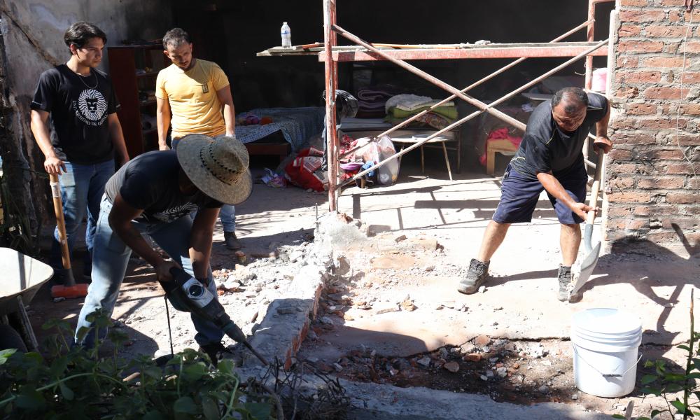 Universitarios construyen “Casa Castillo” tras incendio de vivienda en Col. Cristóbal Colón