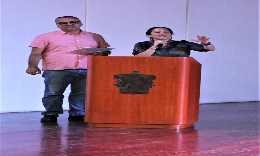 Comparten artistas experiencias en autogestión de proyecto culturales con la comunidad universitaria