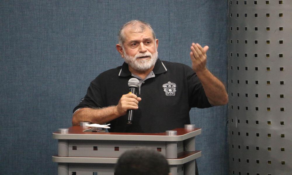 El Dr. Jorge Téllez López dio a la bienvenida a los estudiantes de Posgrados en el 2023-B