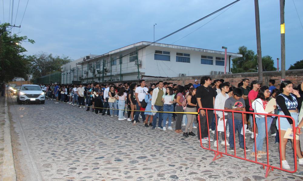 2,268 aspirantes presentaron examen de admisión en CUCosta, logrando asistencia del 94.42%