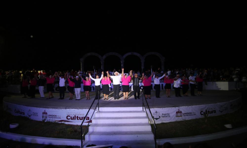 Espectacular cierre del 12° Festival de Danza CUCosta