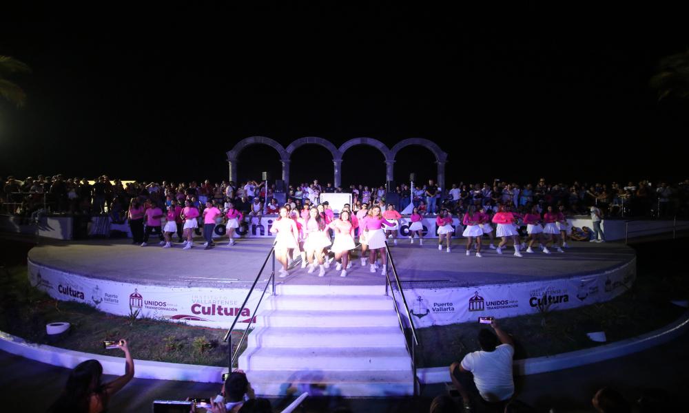 Espectacular cierre del 12° Festival de Danza CUCosta