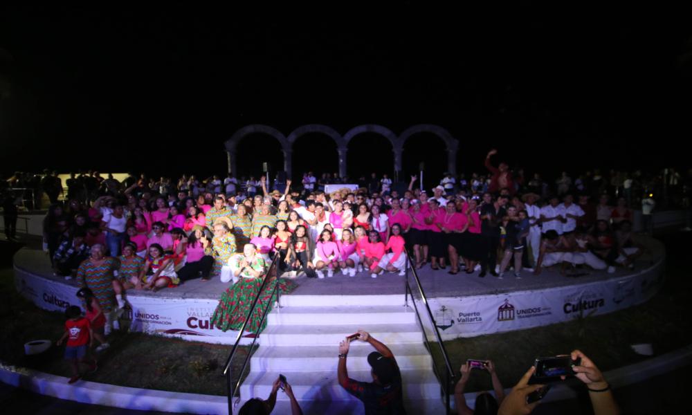 Espectacular cierre del 12° Festival de Danza CUCosta