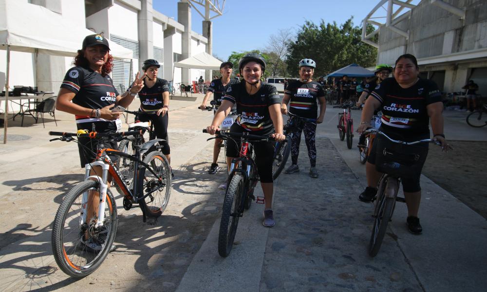 Rugen 130 universitarios en el Primer Duatlón realizado en CUCosta