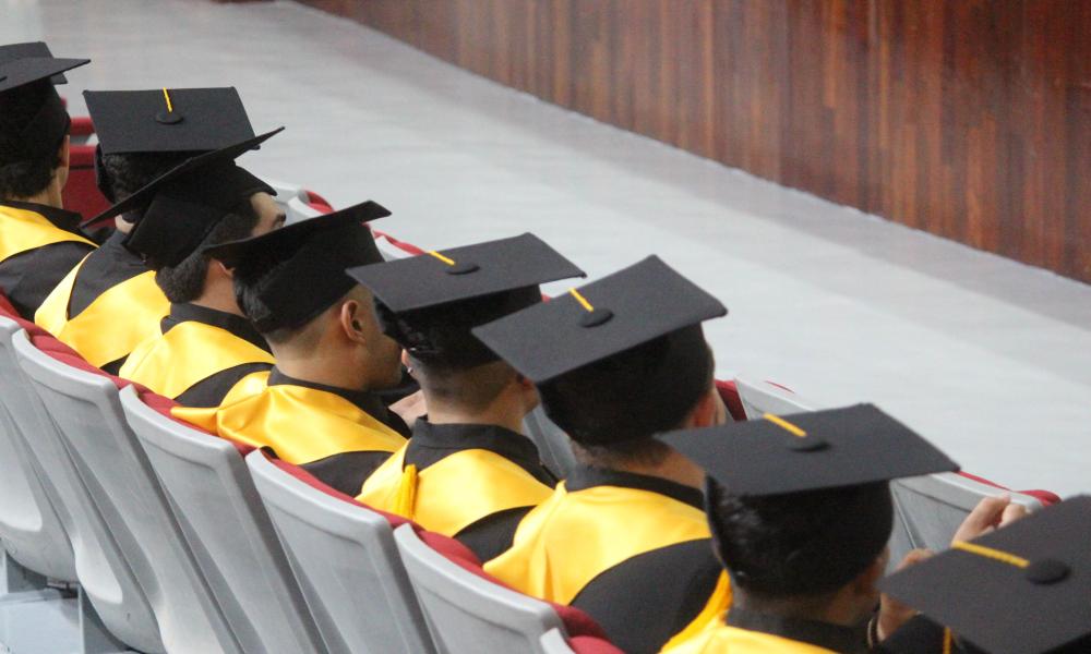 Concluye sus estudios 29 egresados de XIV Generación de la Lic. Cultura Física y Deportes