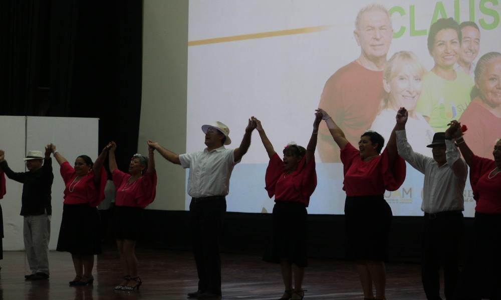 Con eventos artísticos y culturales clausuraron cursos del SUAM