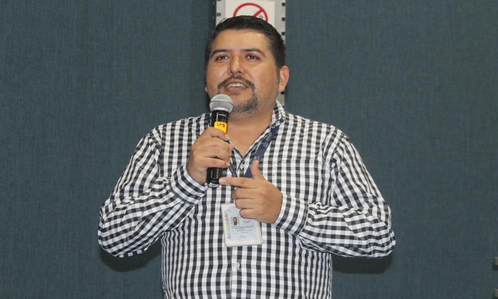 Capacitan a estudiantes del CUCosta en primeros auxilios psicológicos