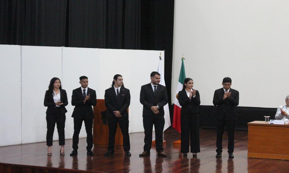 Se van satisfechos los egresados de la XXXVII Generación de la Lic. en Ingeniería Civil “Dra. Ma. Teresa Núñez Gutiérrez”