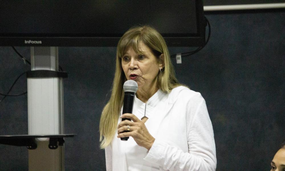 Reciben reconocimientos deportistas universitarios que participaron en el Campeonato Intercentros 2022