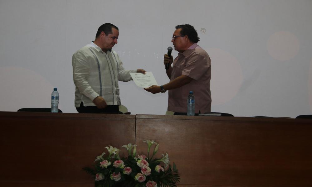 Invitan a estudiantes a reflexionar sobre temas como tanatología y eutanasia