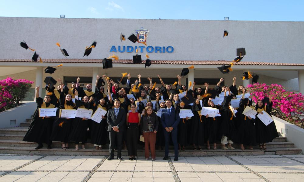 Se gradúa la Novena Generación de Nutriólogos egresados del CUCosta