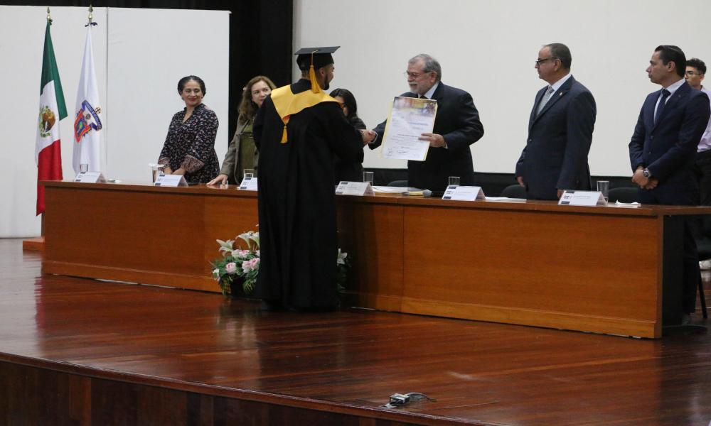 Emotivo acto académico de la XIII Generación de Licenciados en Cultura Física y Deportes