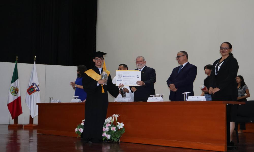 Egresa la XXVII Generación de carrera en Licenciatura en Biología “Mtro. Abraham Reyes Juárez”