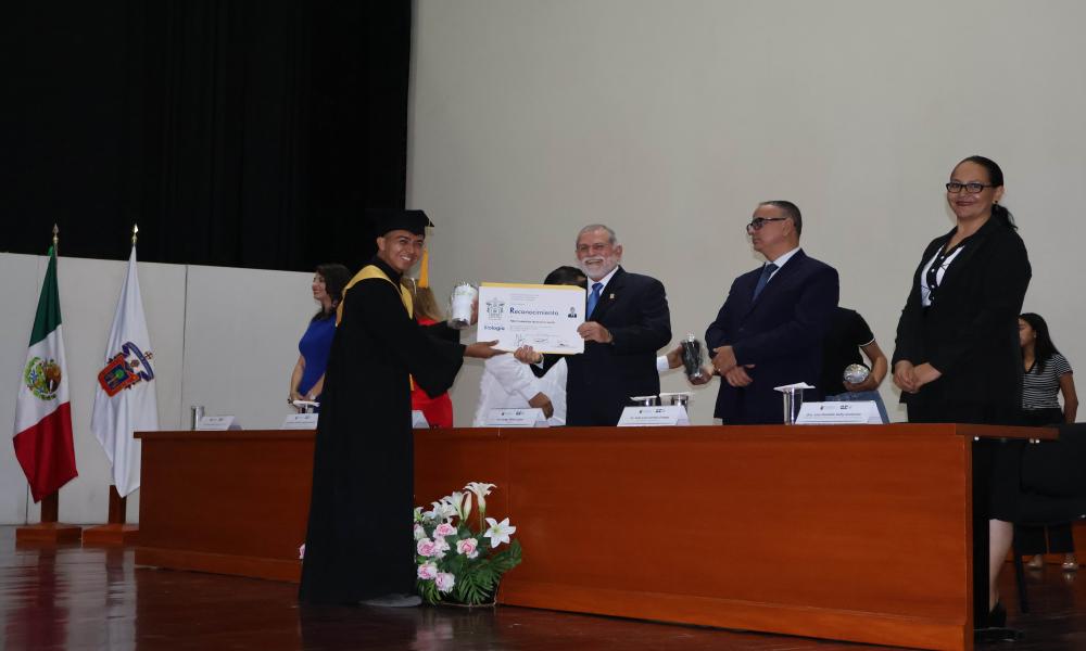Egresa la XXVII Generación de carrera en Licenciatura en Biología “Mtro. Abraham Reyes Juárez”
