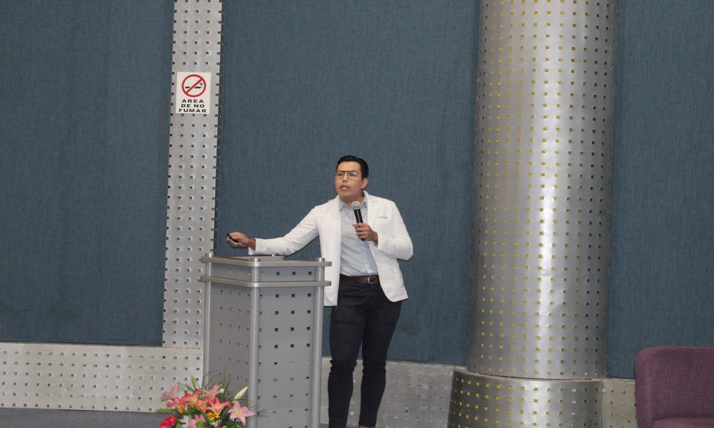 Las y los nutriólogos tienen un extenso campo profesional