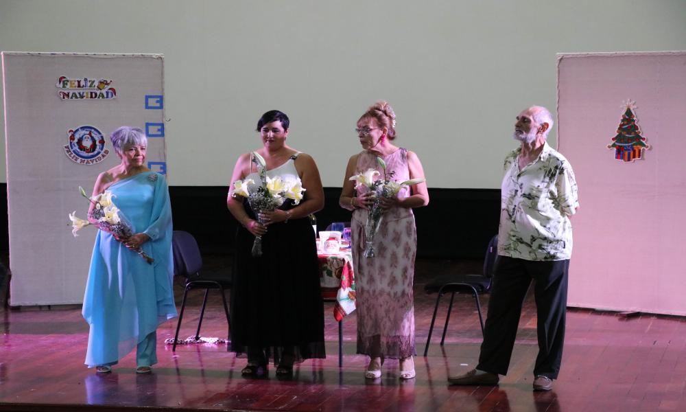 Emotiva clausura del programa del Sistema Universitario del Adulto Mayor en CUCosta