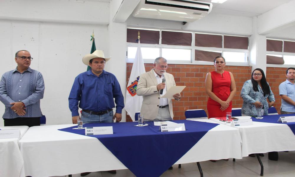 Celebran la conclusión de sus estudios como Lic. en Turismo del CUCosta sede Tomatlán