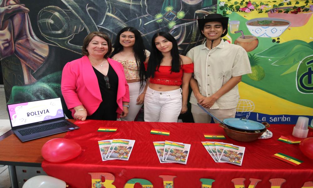 Comparten estudiantes experiencias de intercambios académicos