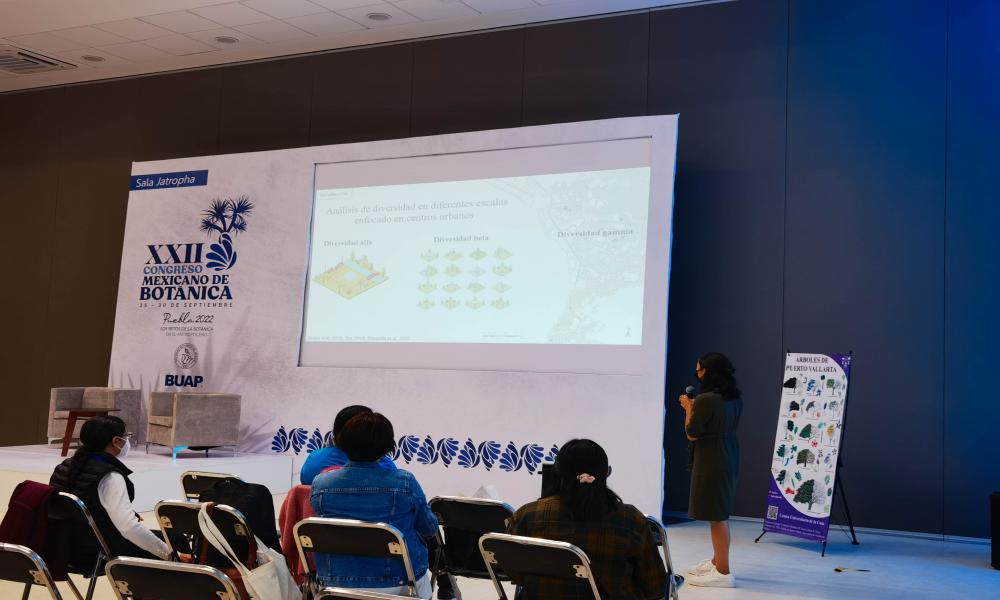 Participan estudiantes y egresados del CUCosta en XXII Congreso Mexicano de Botánica