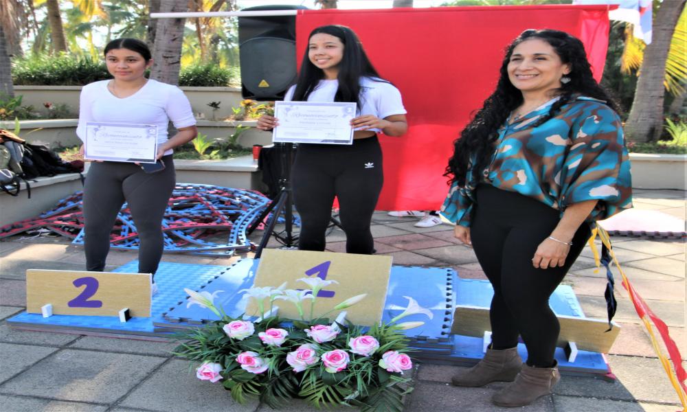 Estudiantes del CUCOsta ofrecen espectacular exhibición de Taekwodon