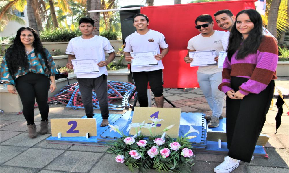 Estudiantes del CUCOsta ofrecen espectacular exhibición de Taekwodon