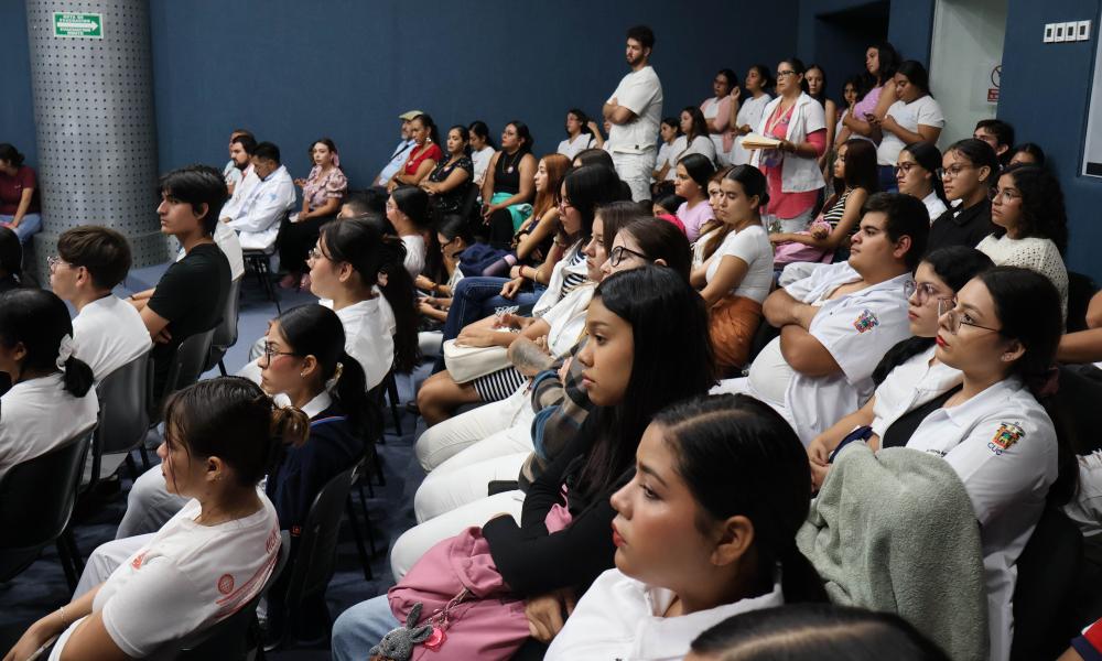 Conmemora el Día Mundial de la Lactancia Materna en CUCosta