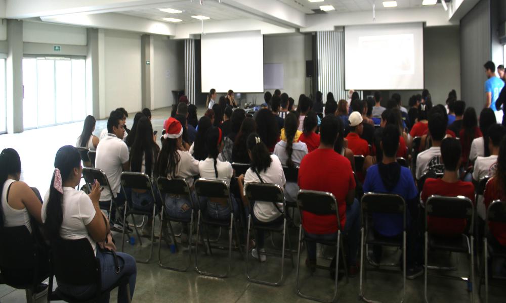 Participan 150 estudiantes en el Tradicional Evento de “Marche Noel”