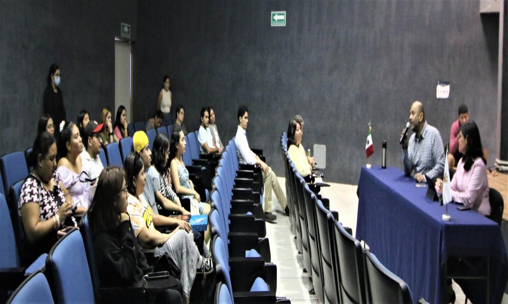 Presentan universitarios el Libro “Estudios Sociales y Económicos, Acercamiento Multidisciplinares”.