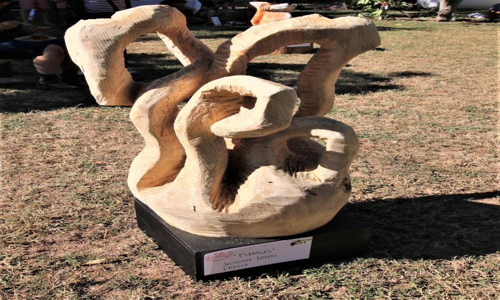 Concluye Simposio Internacional de Escultura en Madera y reconocen a alumnos del CUCosta