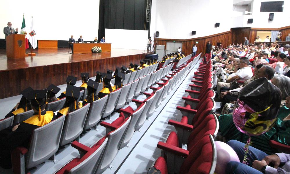 Egresó la XXV Generación de la Lic. Médico Cirujano y Partero “Dra. Clara Eugenia Moreno Ramírez