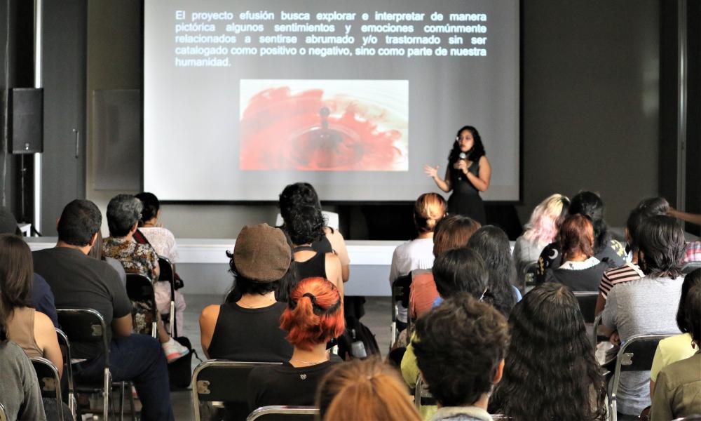 Presentan estudiantes proyectos artísticos en la “Mesa de Diálogo Ciclo 2022”