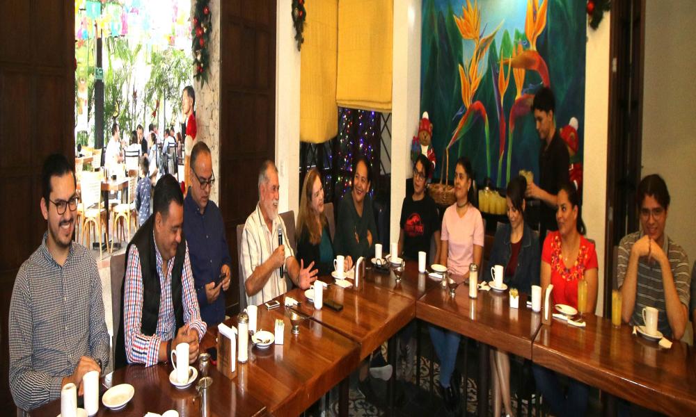 Celebran directivos y académicos de la División de Ciencias Biológicas y de la Salud en vísperas de las fiestas navideñas