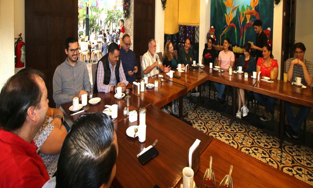 Celebran directivos y académicos de la División de Ciencias Biológicas y de la Salud en vísperas de las fiestas navideñas