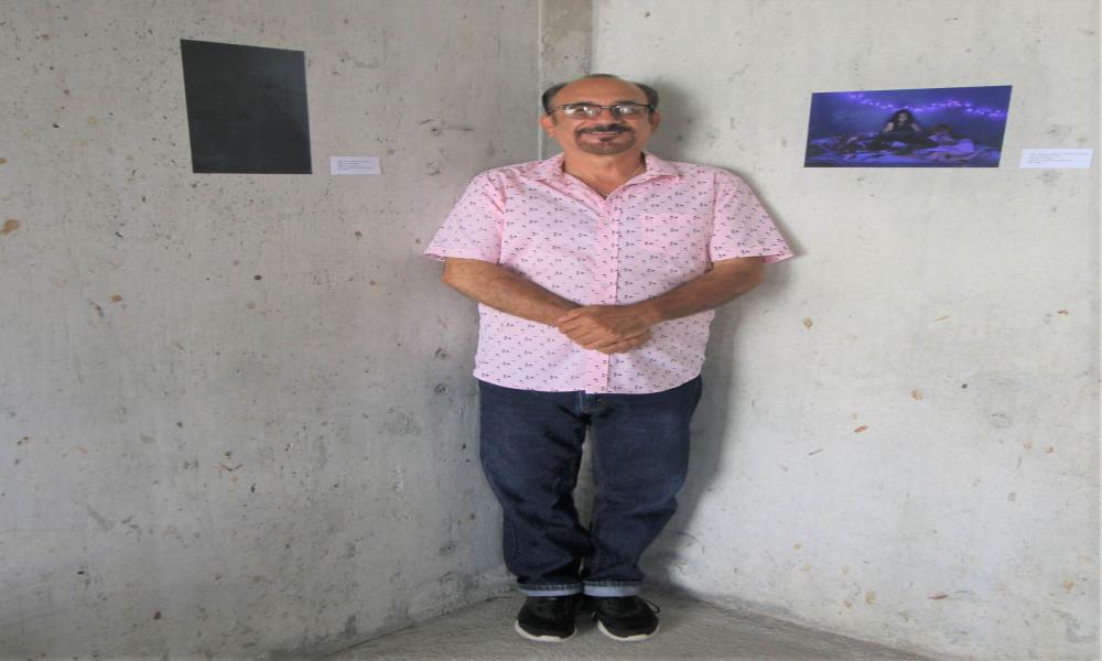 Estudiantes presentan sus procesos creativos en exposición en CUCosta