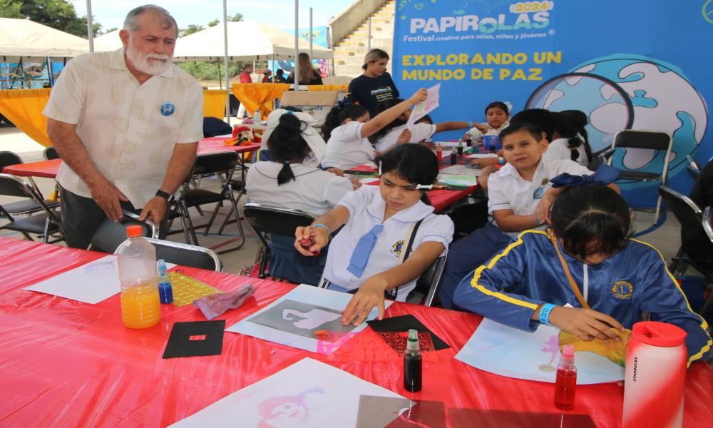 Papirolas, ¡Olas y olas de diversión con el Mundo Marino! en CUCosta
