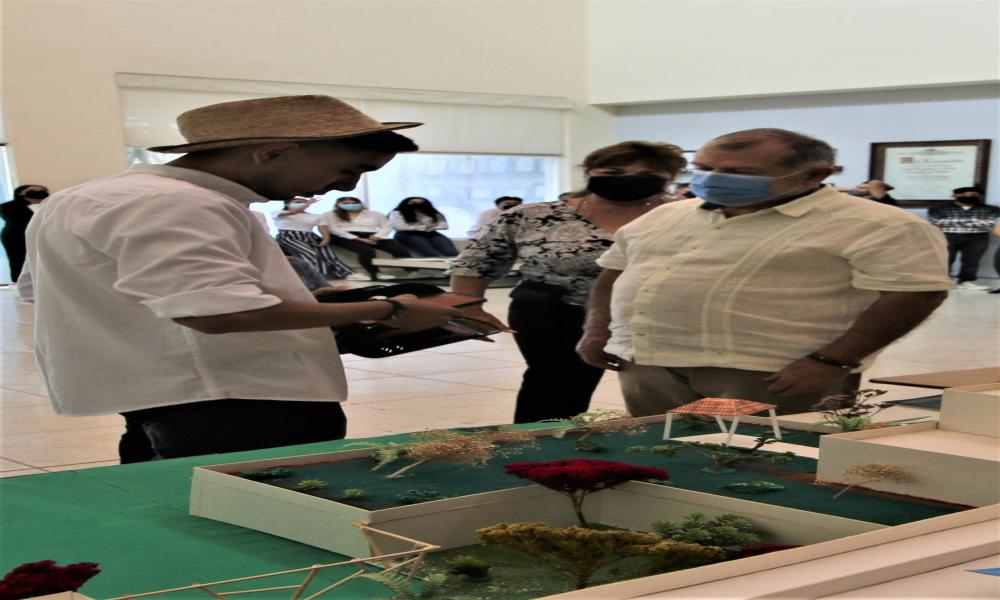 Presentan estudiantes de Arquitectura proyectos amables con el medio ambiente