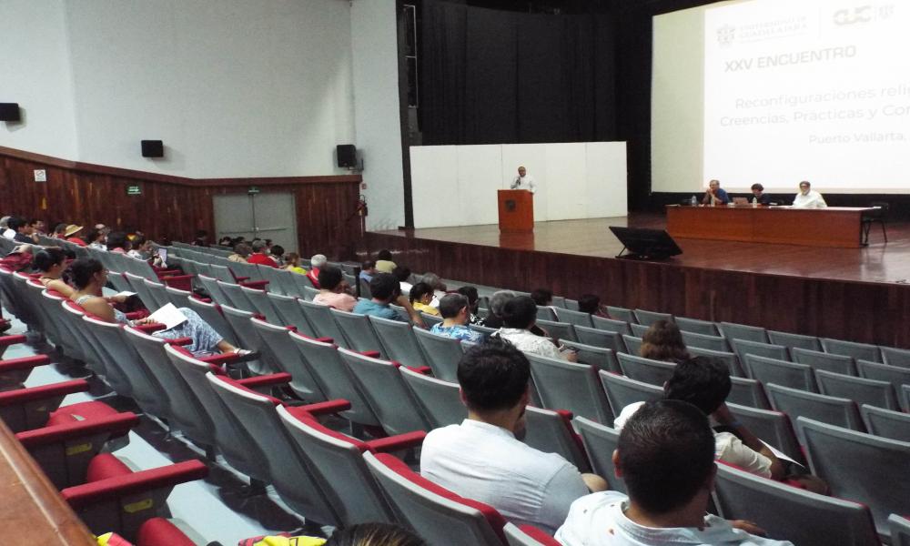 CUCosta es sede del XXV Encuentro de la Red de Investigación del Fenómeno Religioso en México