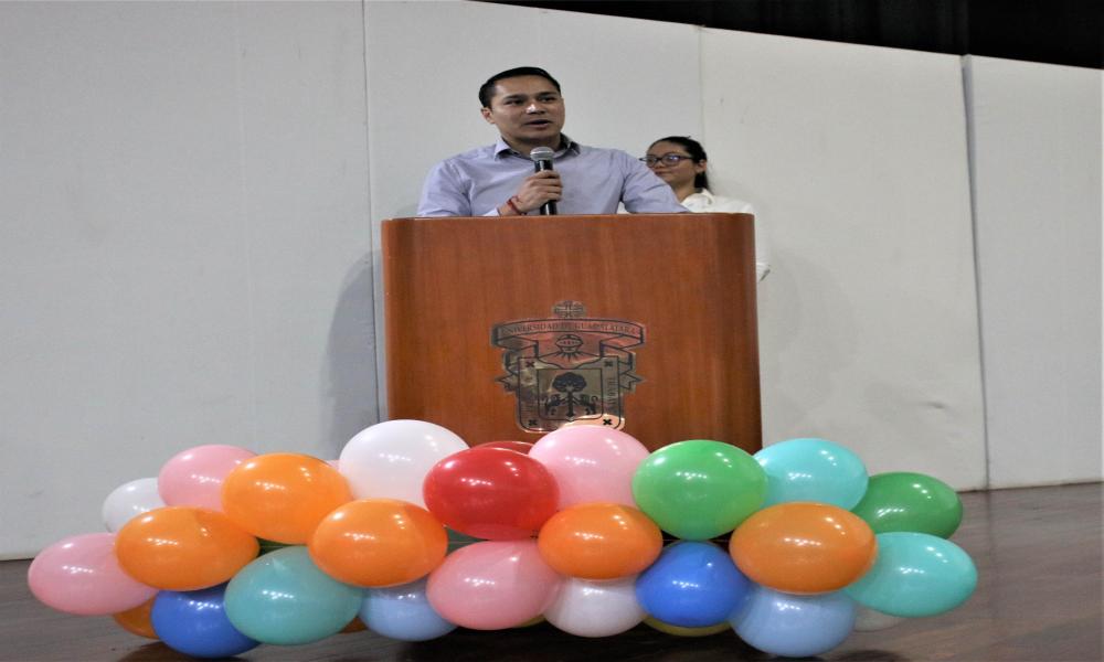 Participaron de estudiantes de Enfermería en el 15° Simposio de Enfermería del Niño y Adolescentes”