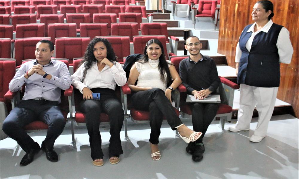 Participaron de estudiantes de Enfermería en el 15° Simposio de Enfermería del Niño y Adolescentes”