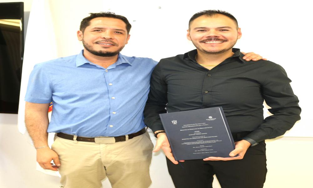 Samuel Serrano Torres obtuvo el título como Maestro en la Dirección de Mercadotecnia