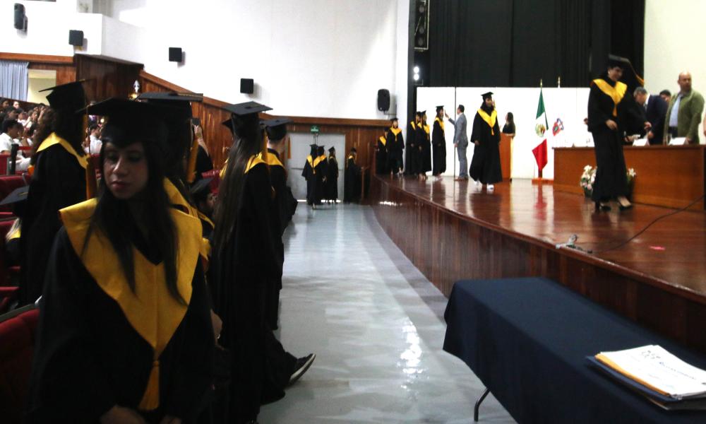 Egresó la LII Generación de Lic. en Administración “Eric Ramos Gómez”